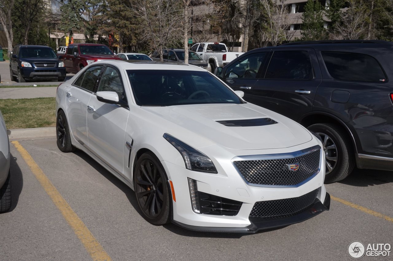 Cadillac CTS-V 2015