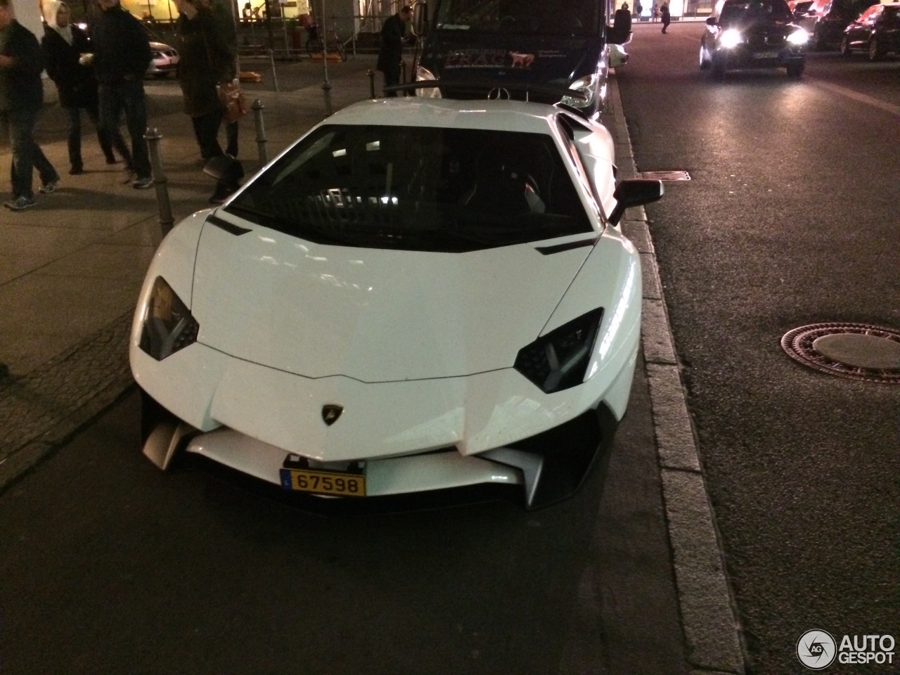 Lamborghini Aventador LP750-4 SuperVeloce