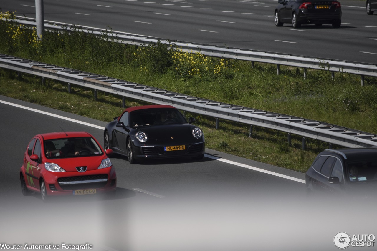 Porsche 991 Carrera 4S Cabriolet MkII