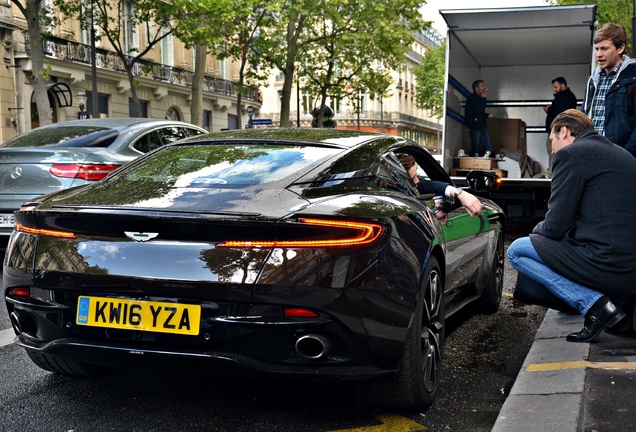 Aston Martin DB11