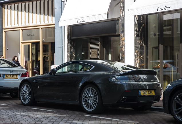 Aston Martin V8 Vantage S