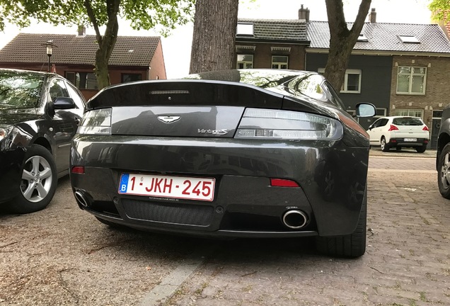 Aston Martin V8 Vantage S