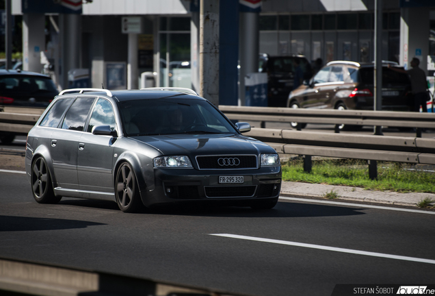 Audi RS6 Avant C5