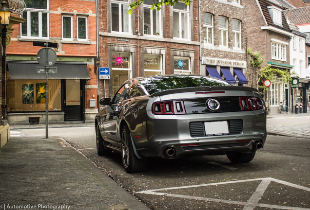 Ford Mustang GT 2013