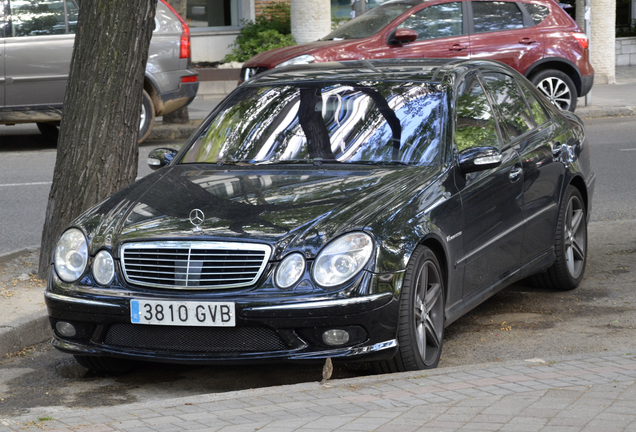 Mercedes-Benz E 55 AMG