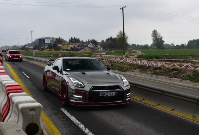 Nissan GT-R 2015