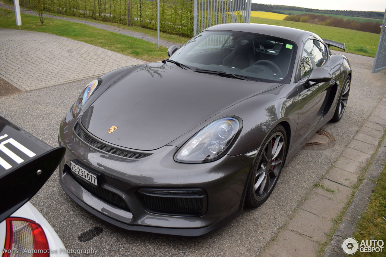 Porsche 981 Cayman GT4