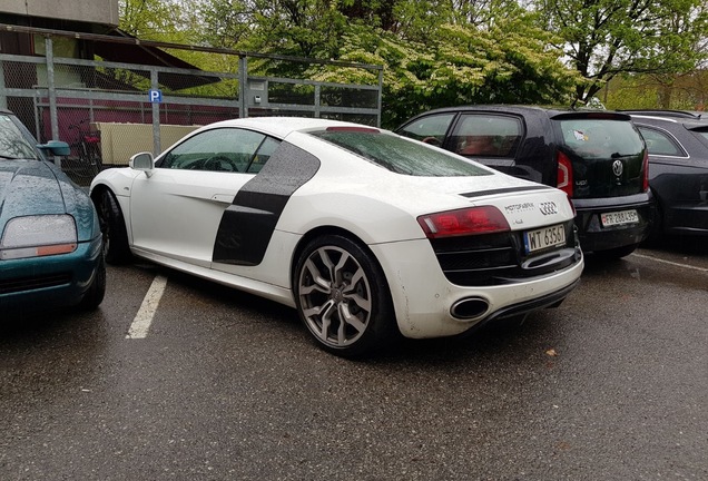 Audi R8 V10