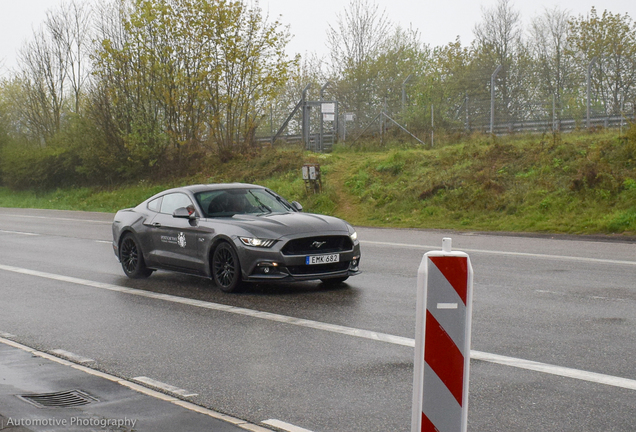 Ford Mustang GT 2015
