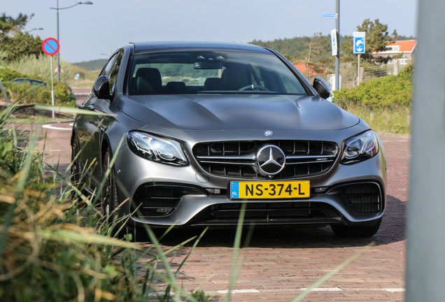 Mercedes-AMG E 63 S W213