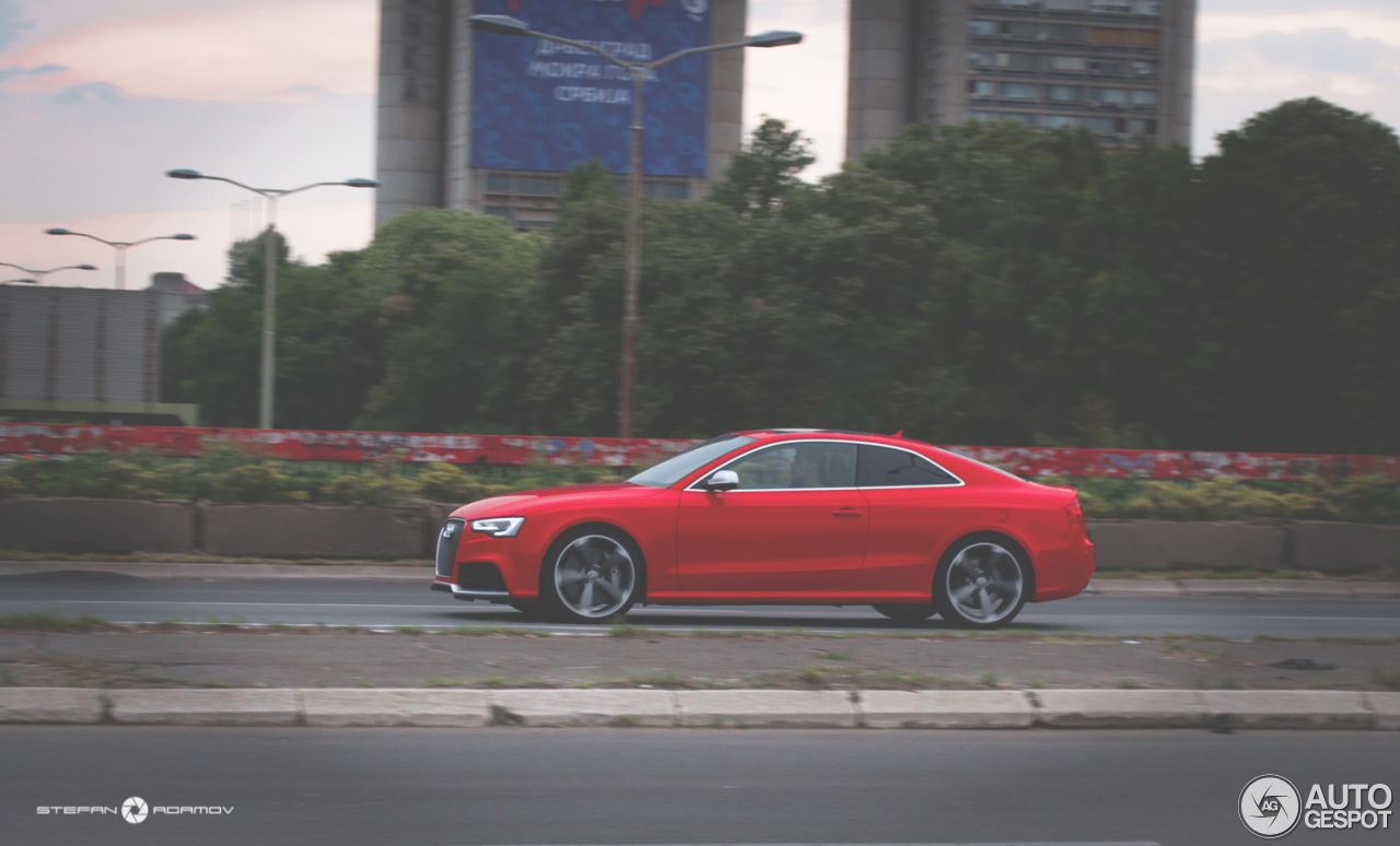 Audi RS5 B8 2012