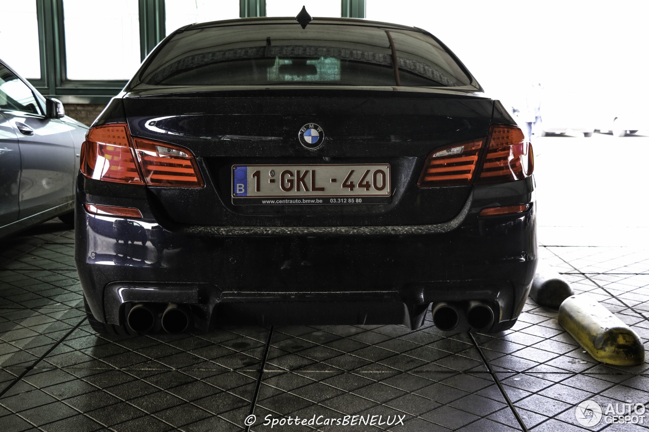 BMW M5 F10 2011