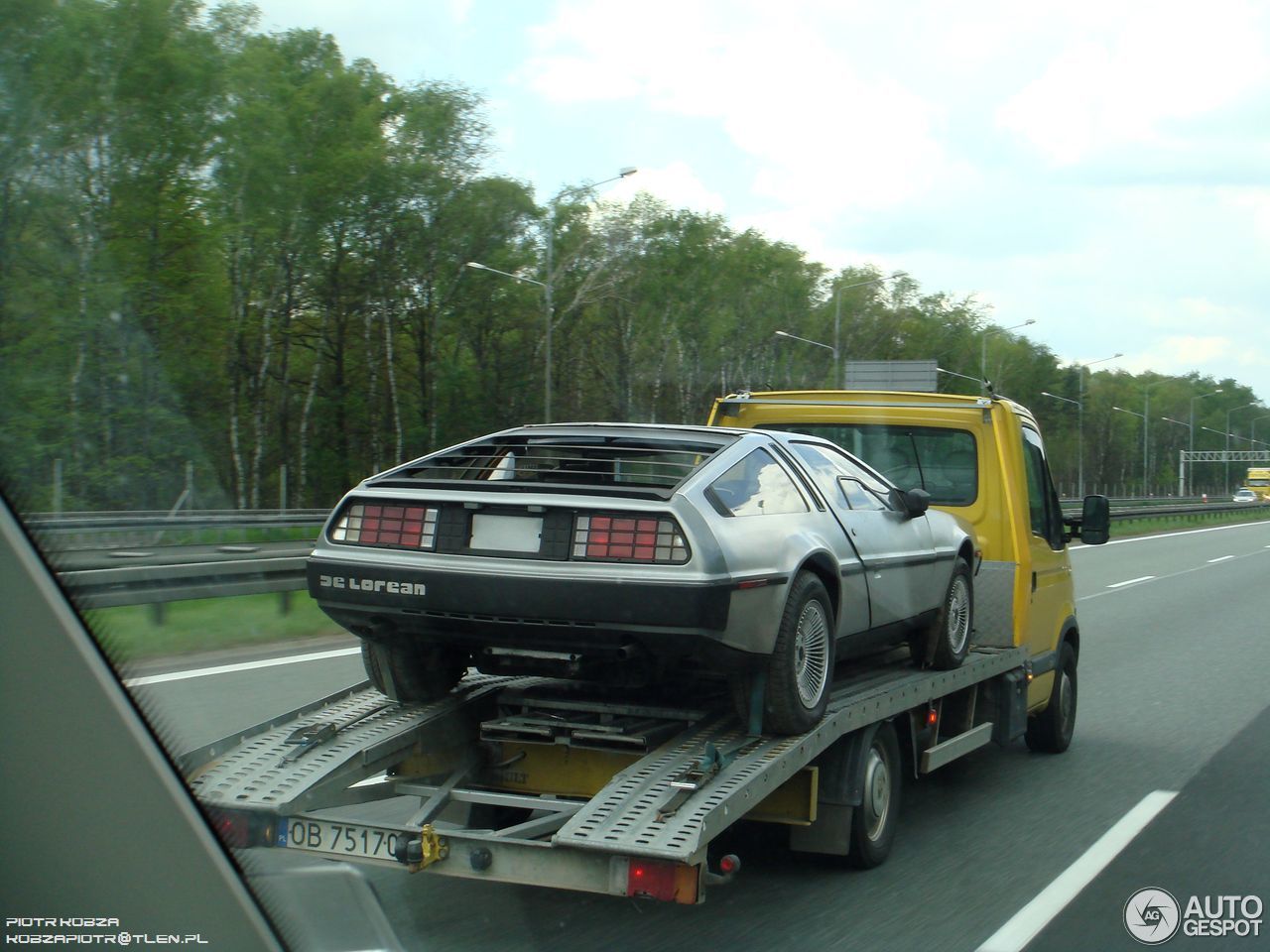 DeLorean DMC-12