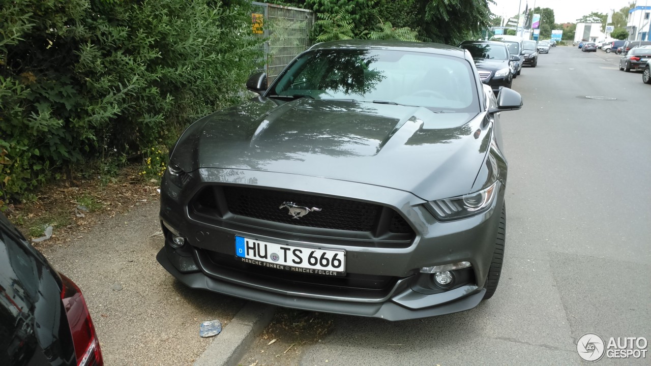 Ford Mustang GT 2015