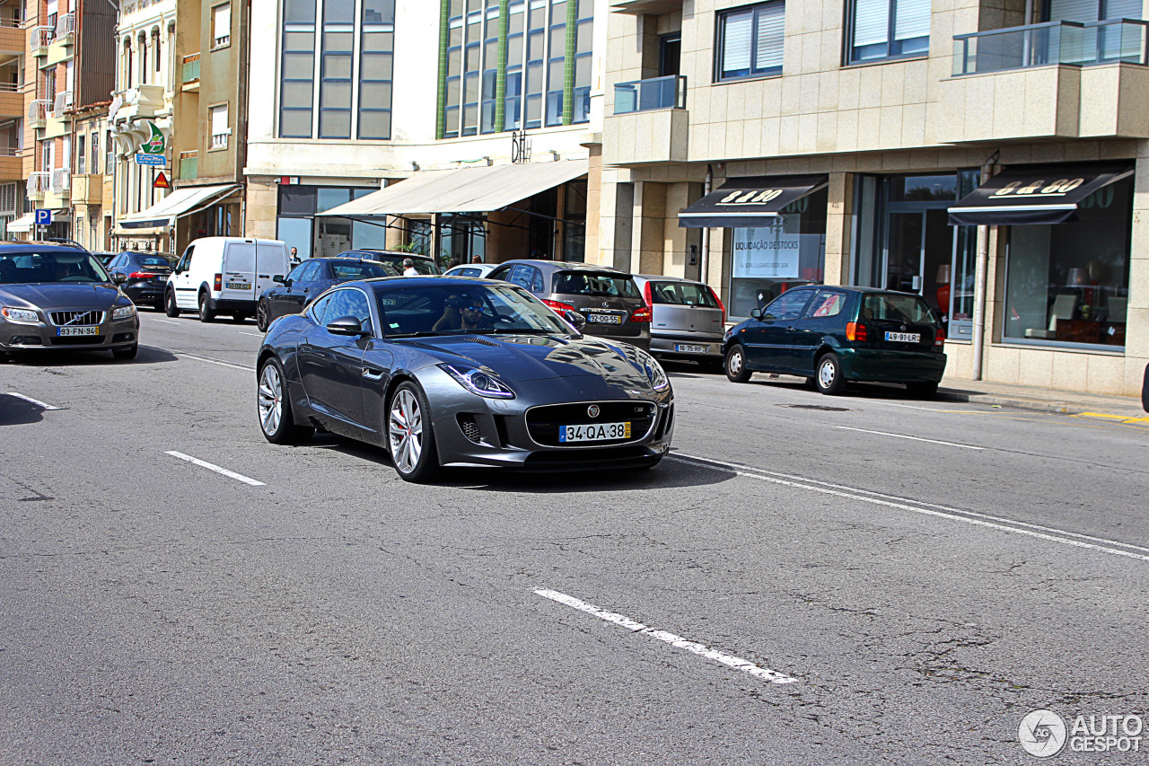 Jaguar F-TYPE S Coupé