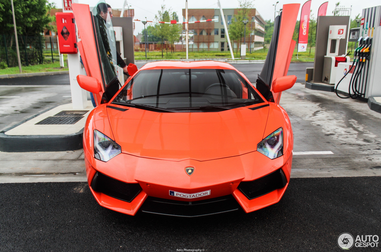 Lamborghini Aventador LP700-4