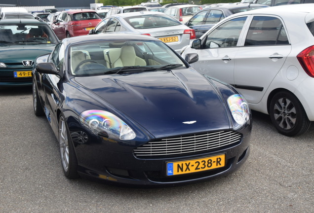 Aston Martin DB9