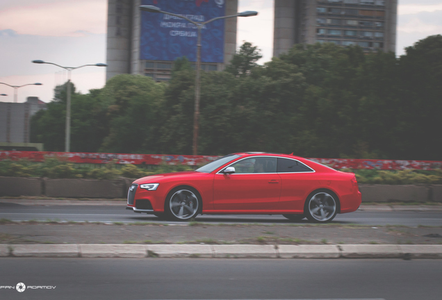 Audi RS5 B8 2012