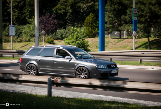 Audi RS6 Avant C5