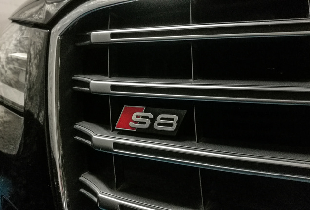 Audi S8 D4