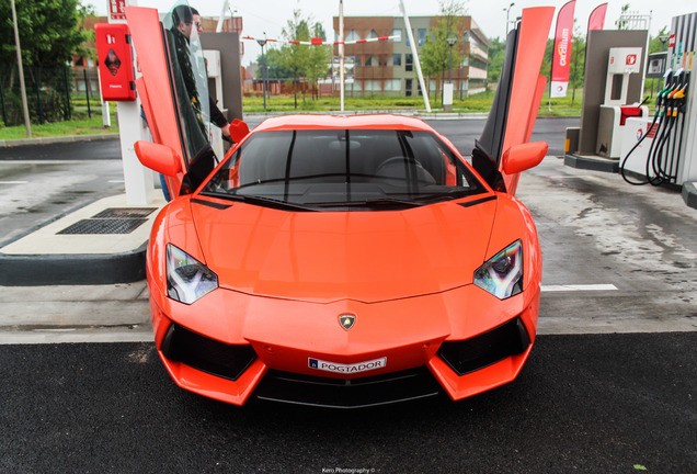 Lamborghini Aventador LP700-4