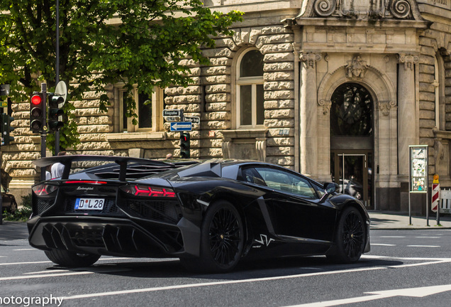 Lamborghini Aventador LP750-4 SuperVeloce