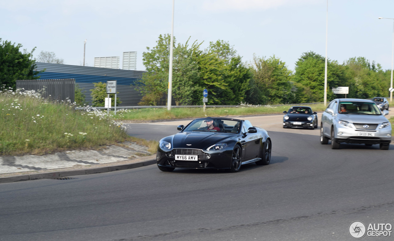 Aston Martin V8 Vantage Roadster 2012