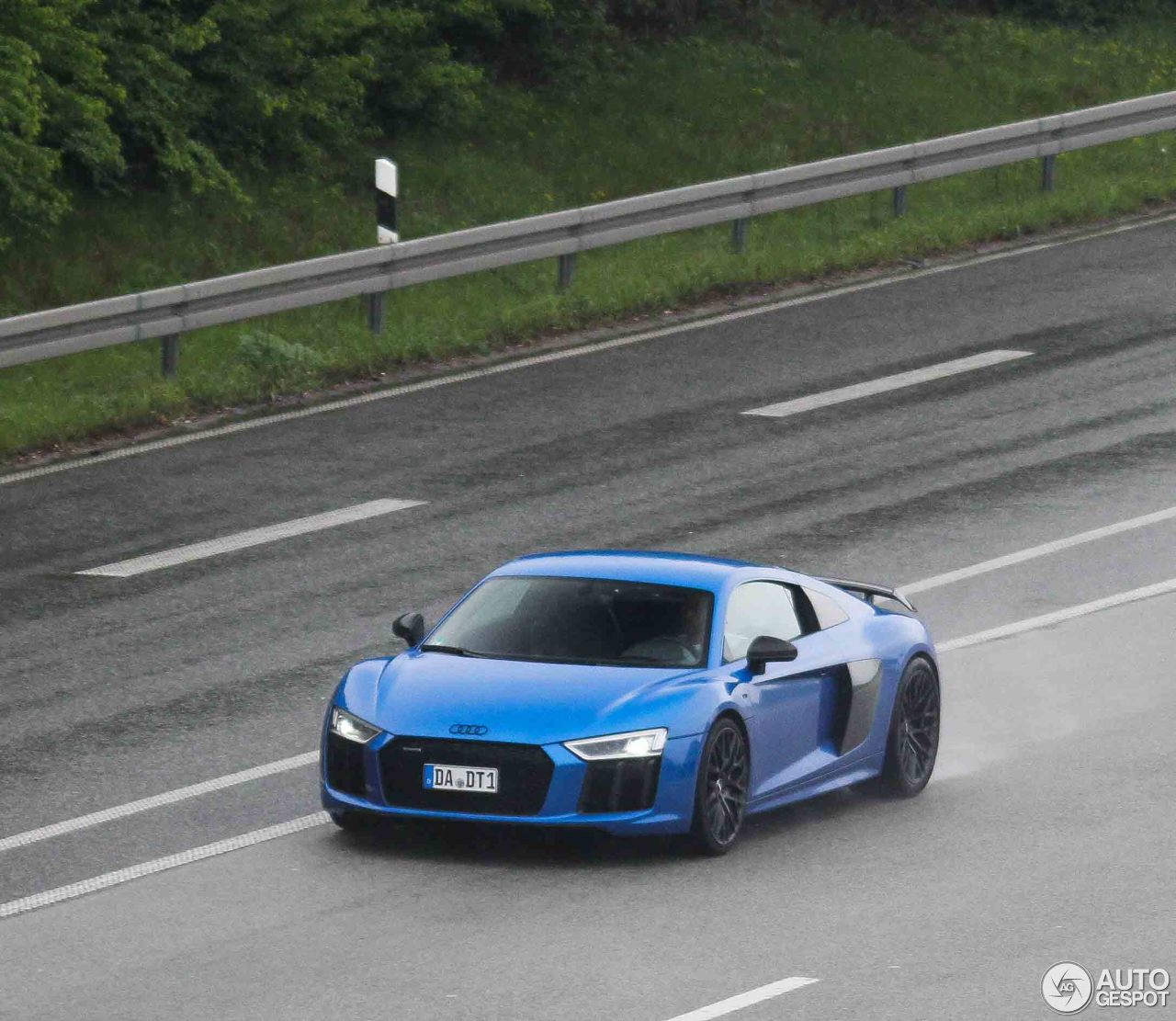 Audi R8 V10 Plus 2015