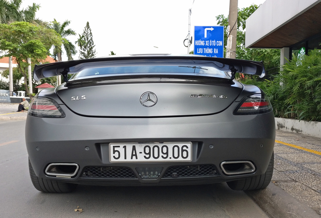 Mercedes-Benz SLS AMG GT Final Edition