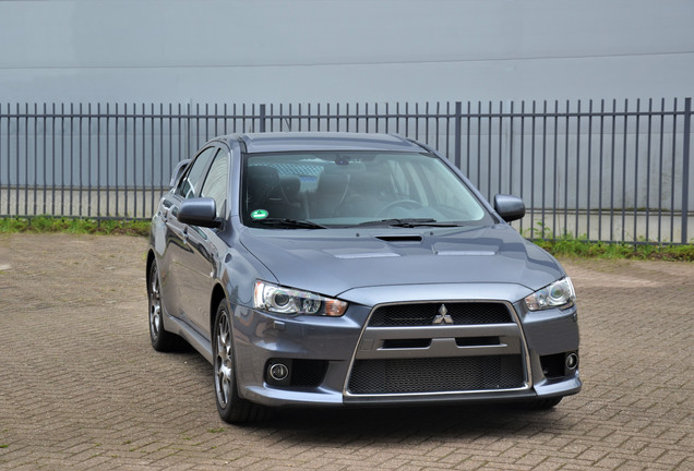 Mitsubishi Lancer Evolution X MR