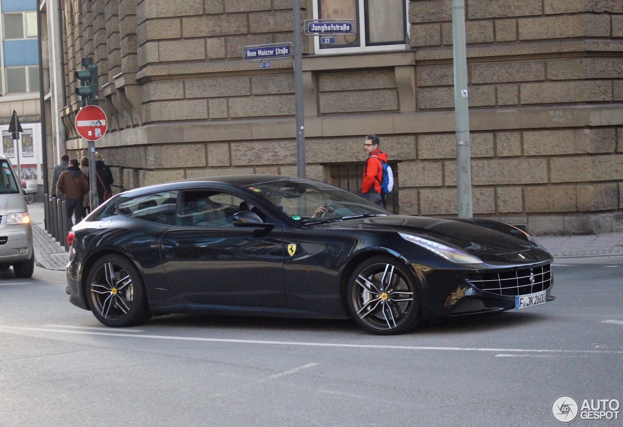 Ferrari FF