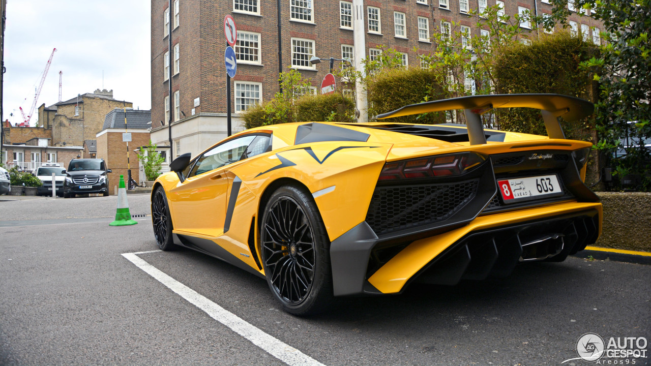 Lamborghini Aventador LP750-4 SuperVeloce