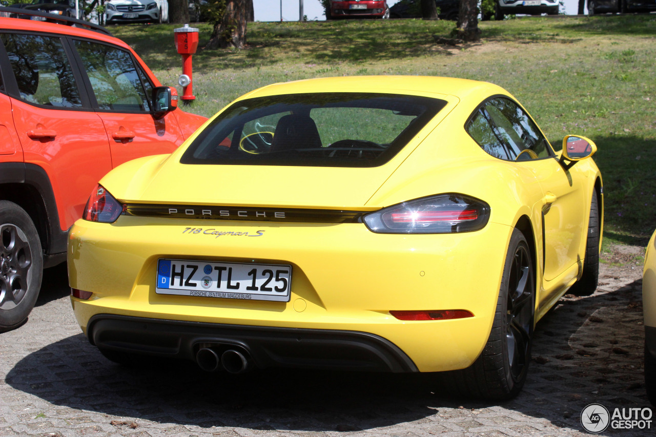 Porsche 718 Cayman S