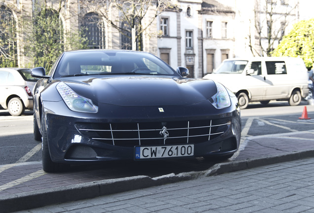 Ferrari FF