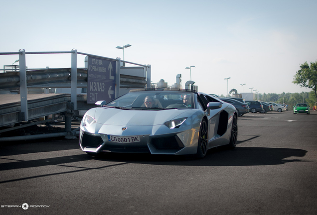 Lamborghini Aventador LP700-4 Roadster