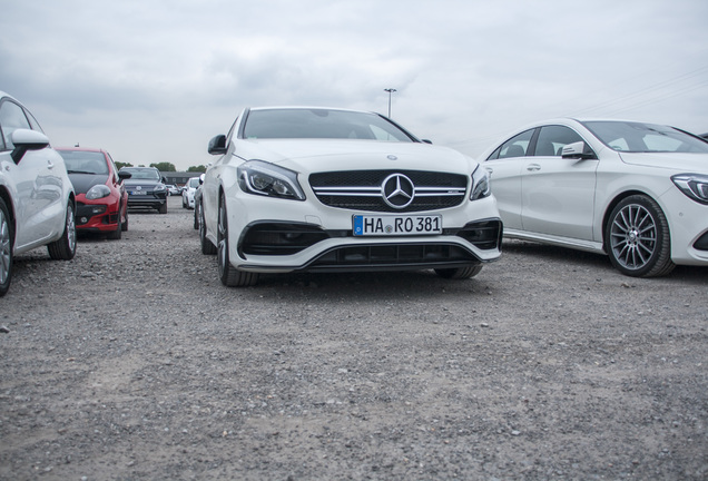 Mercedes-AMG A 45 W176 2015