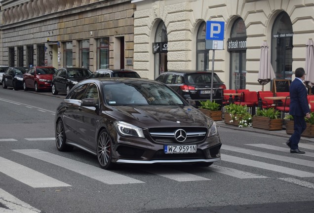 Mercedes-AMG CLA 45 Shooting Brake X117