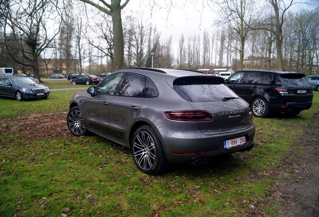 Porsche 95B Macan Turbo