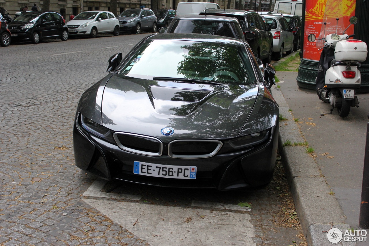 BMW i8