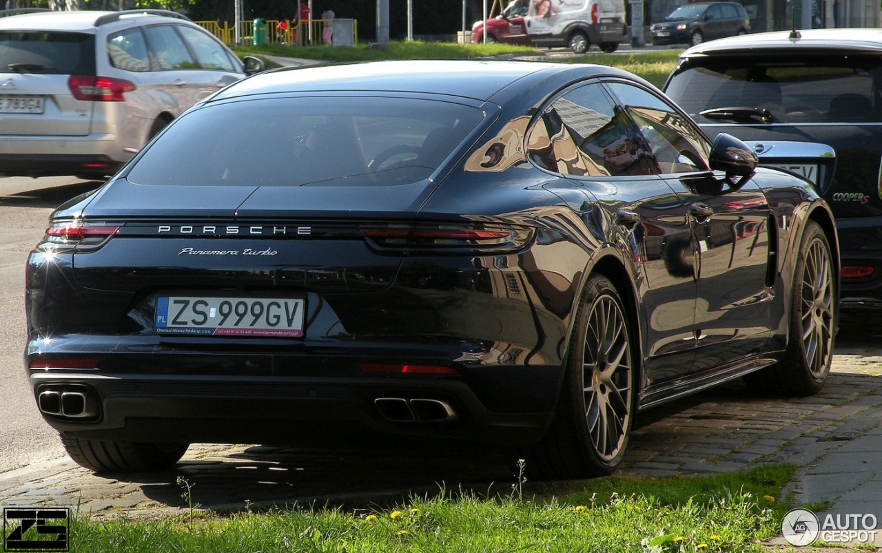 Porsche 971 Panamera Turbo