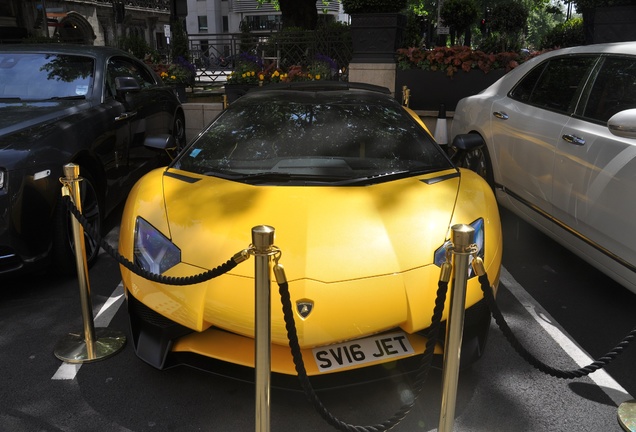 Lamborghini Aventador LP750-4 SuperVeloce Roadster