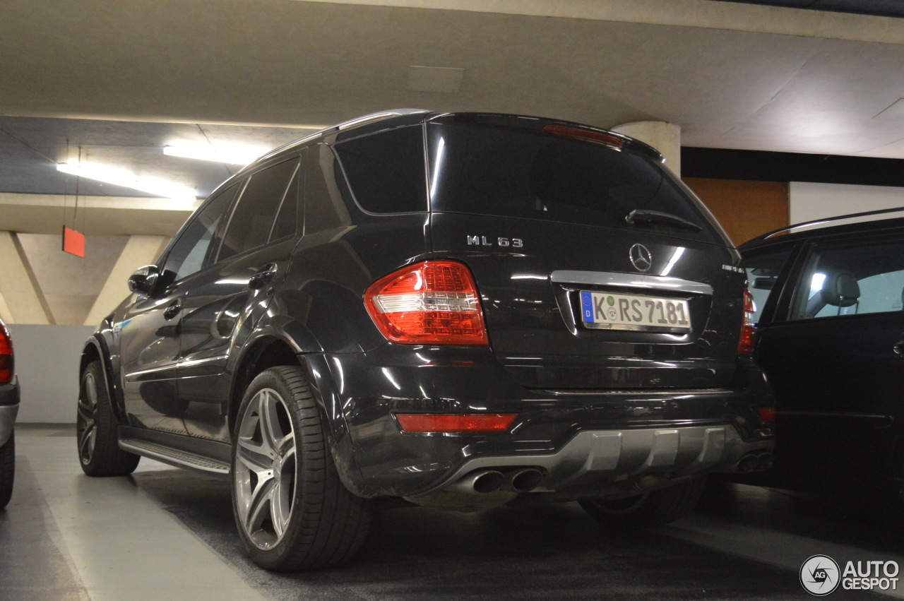 Mercedes-Benz ML 63 AMG 10th Anniversary