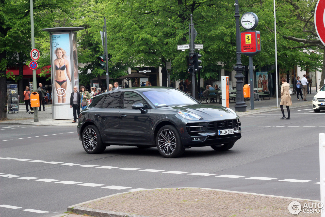 Porsche 95B Macan Turbo