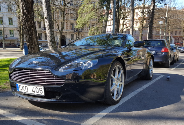 Aston Martin V8 Vantage