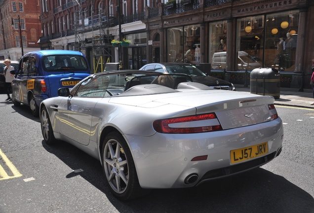 Aston Martin V8 Vantage Roadster