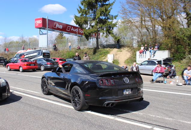 Ford Mustang Shelby GT500 2013