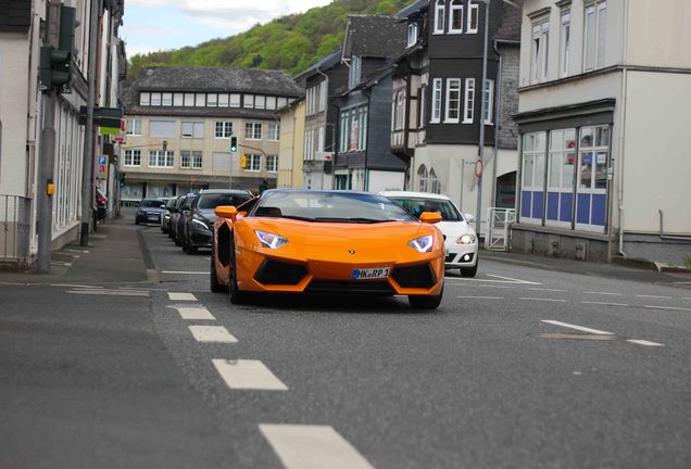 Lamborghini Aventador LP700-4 Roadster