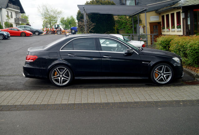 Mercedes-Benz E 63 AMG S W212