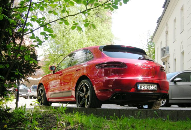 Porsche 95B Macan GTS