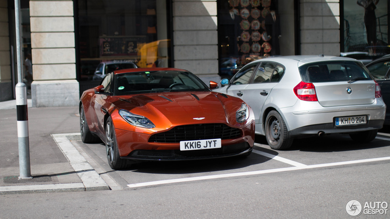 Aston Martin DB11